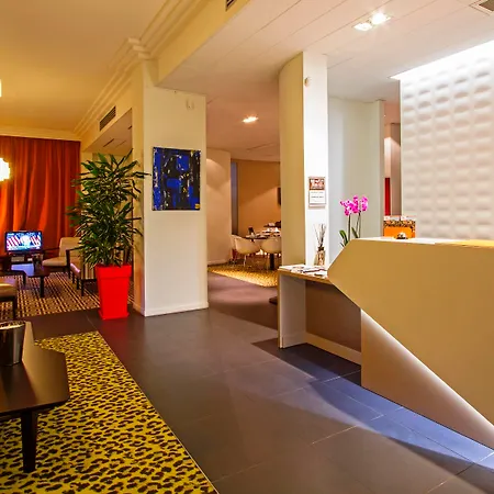 Lägenhetshotell Privilege Saint Exupery 4*